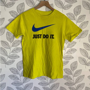 Nike Just Do It Yellow T-shirt, Size Youth XL